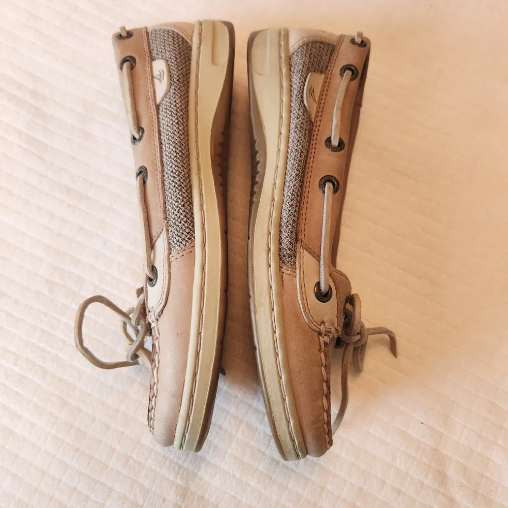 Sperry Top-Sider Women’s Cream Loafers NWT Sz 5.5